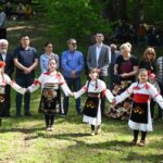 Img bbcf73296ca4f54893c1c8cbd1560bc1 v