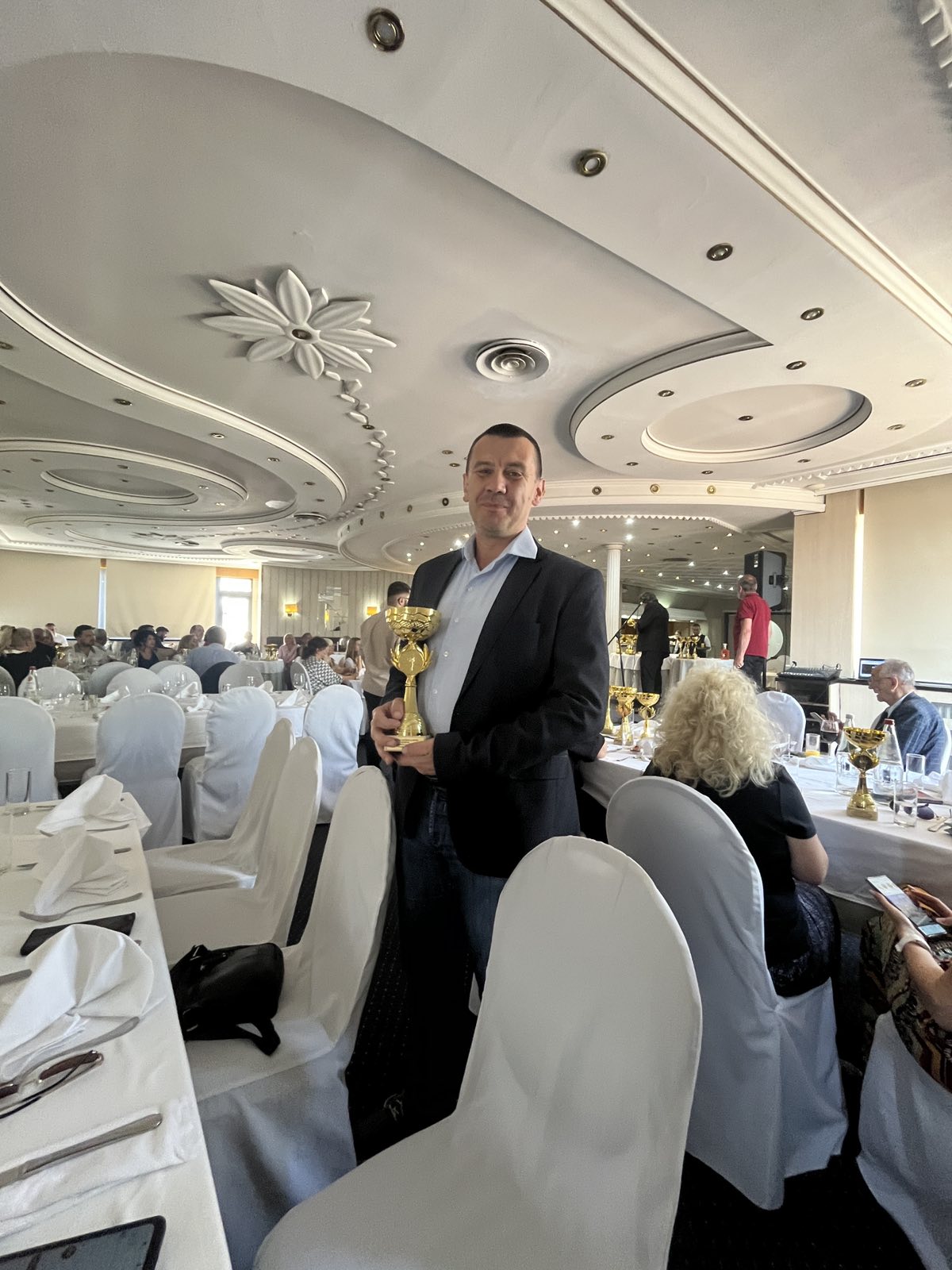 Img 06e7a9ff3b7ddf413f48d1d3d02f2009 v