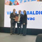 IMG c72205c63681a26646bb3132ff532929 V