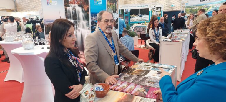 IMG fbec2510c749657d14a699d856e5cb58 V